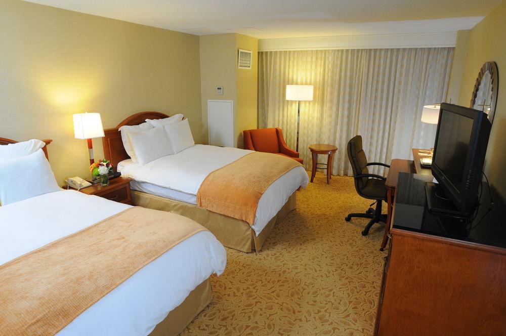 Toronto Airport Marriott Hotel Zewnętrze zdjęcie