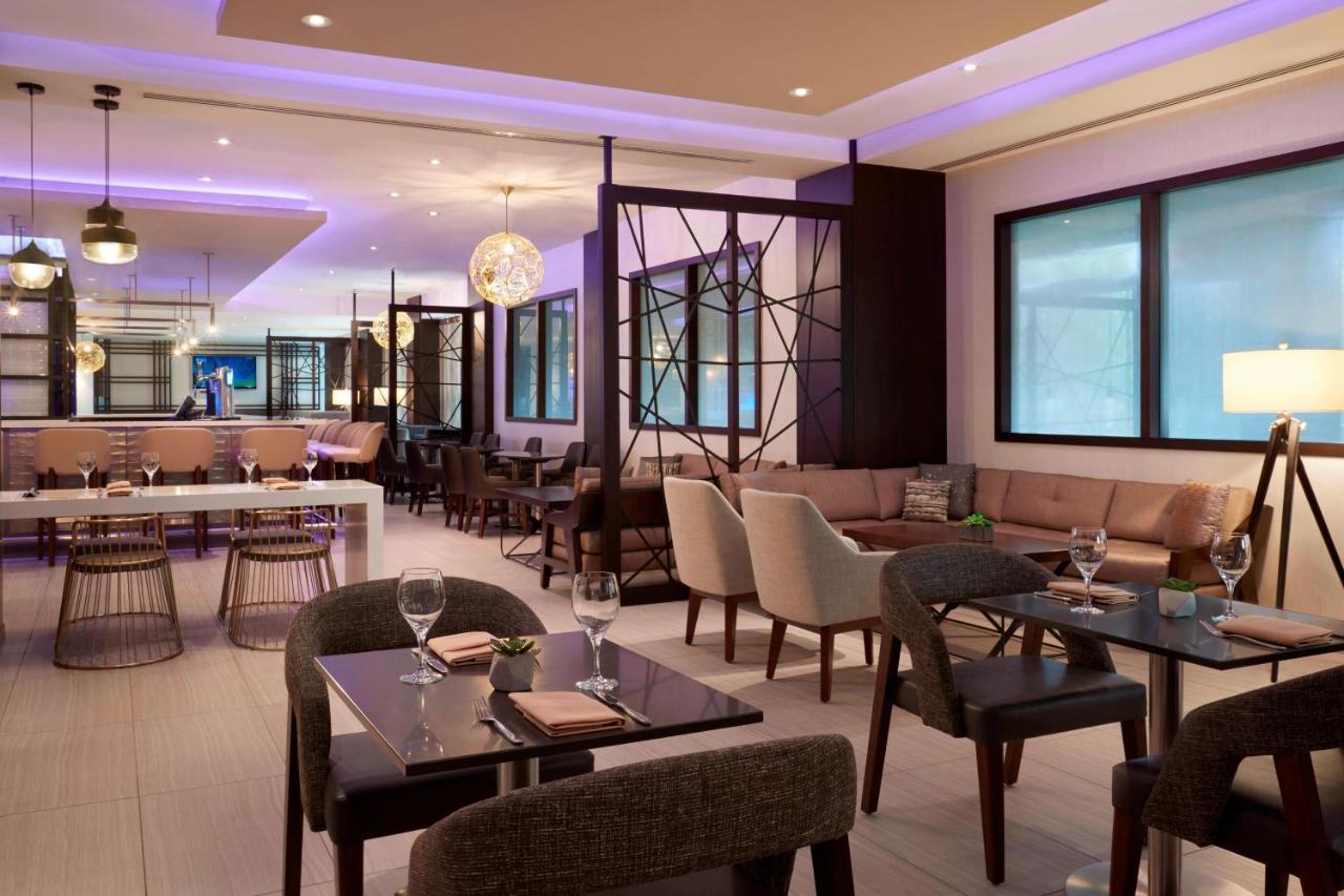 Toronto Airport Marriott Hotel Zewnętrze zdjęcie