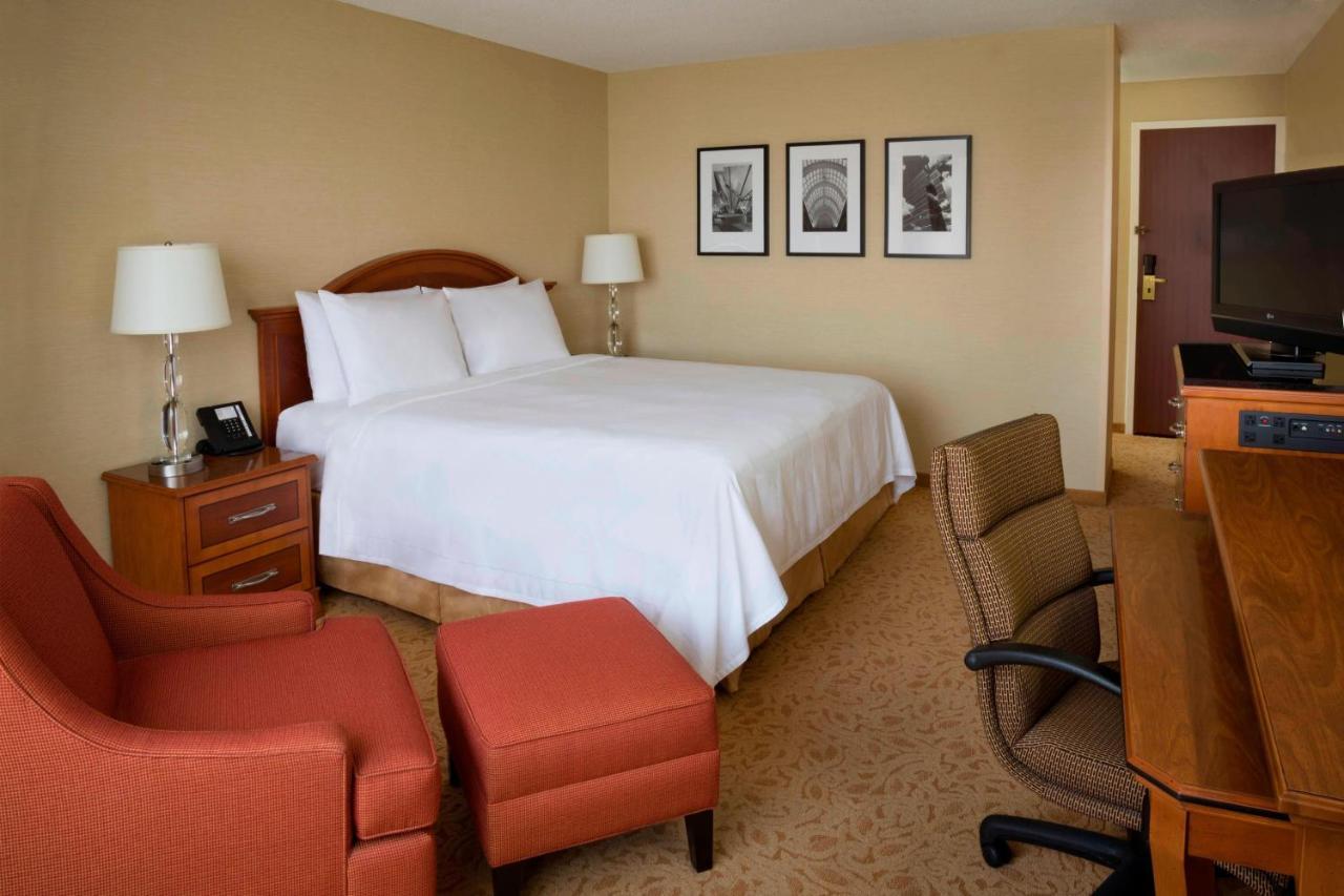 Toronto Airport Marriott Hotel Zewnętrze zdjęcie