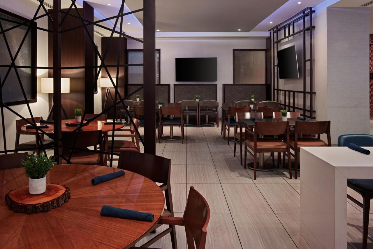 Toronto Airport Marriott Hotel Zewnętrze zdjęcie