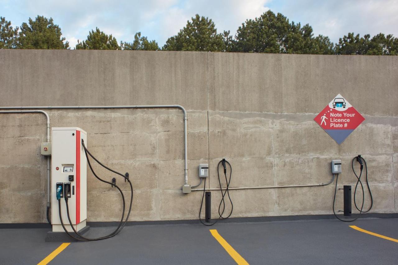 Toronto Airport Marriott Hotel Zewnętrze zdjęcie