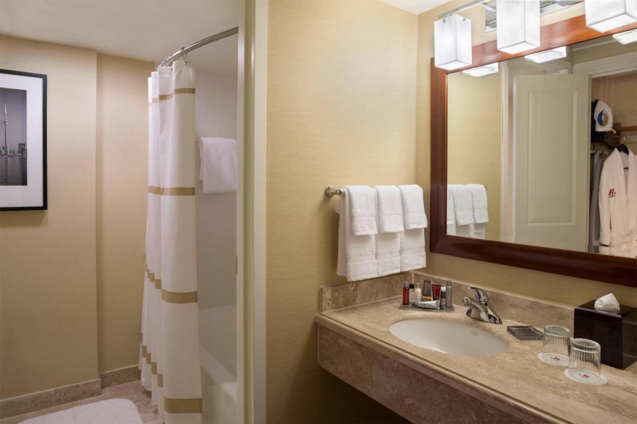 Toronto Airport Marriott Hotel Zewnętrze zdjęcie